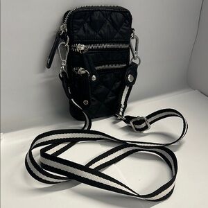 Sondra Roberts Squared Black Nylon Quiled Crossbody Phone Bag Wallet